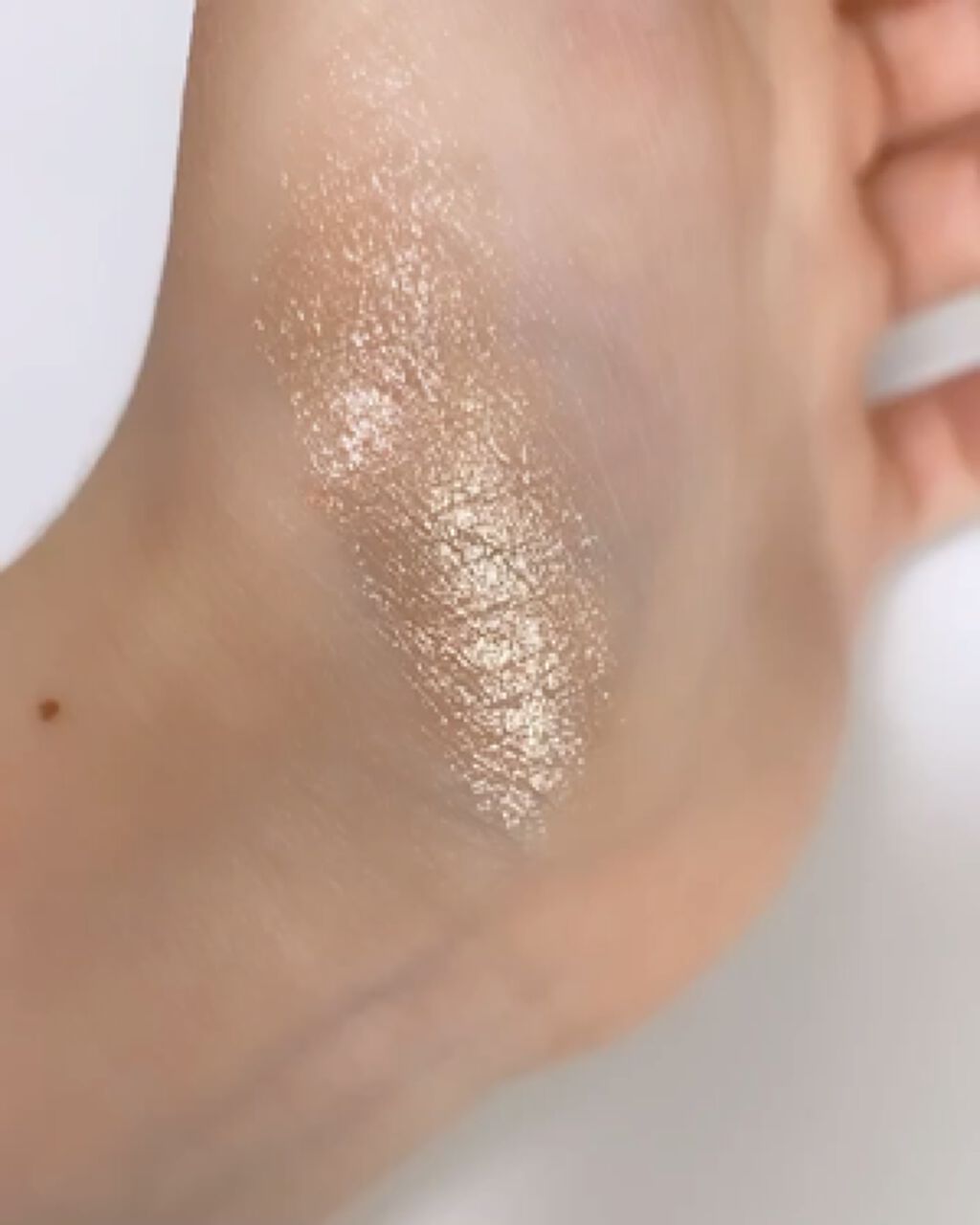 プロ シングル シャドウ/CLIO/単色アイシャドウを使ったクチコミ（3枚目）