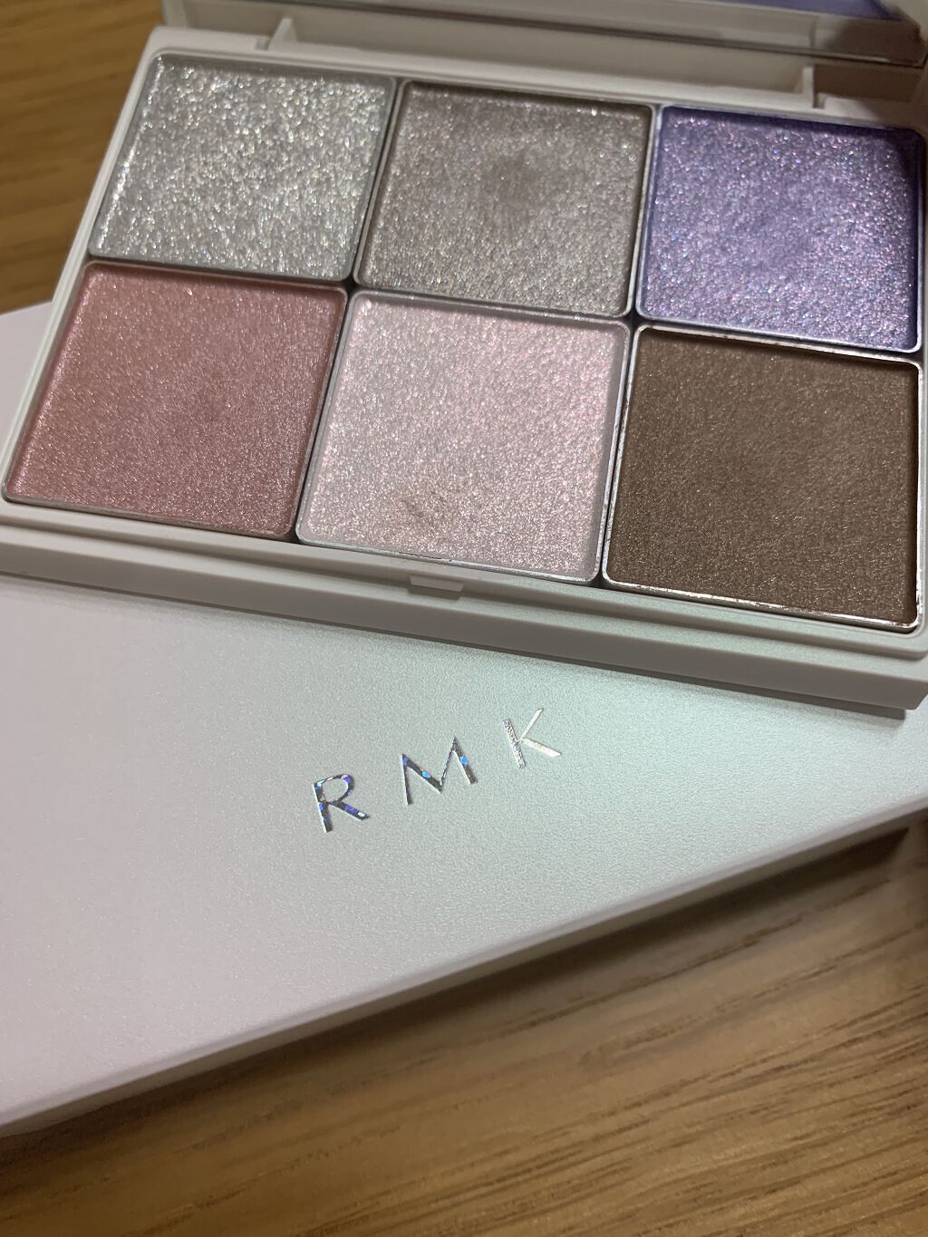 プリズマティックラスター アイシャドウパレット/RMK/アイシャドウパレットの人気ショート動画