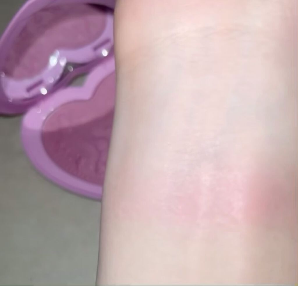 ラブ フラッシュ ロングラスティング 16H ブラッシュ/Too Faced/パウダーチークを使ったクチコミ（2枚目）