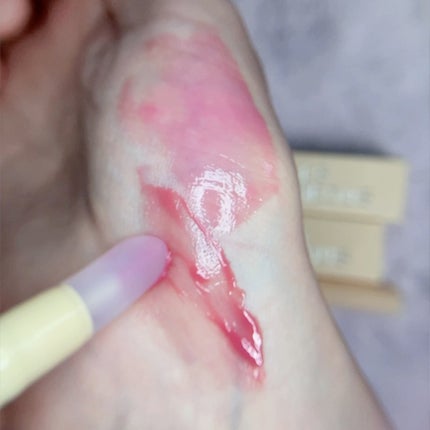 BEVERLY HILLS YOU LOOK GORGEOUS/Tooq/リップグロスの人気ショート動画