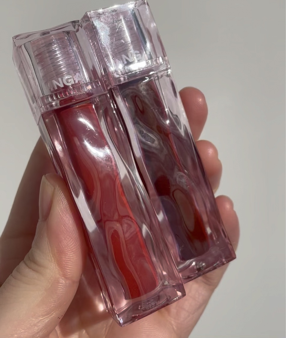 ブラーリングベルベットマットティント/INGA/リップティントを使ったクチコミ（3枚目）