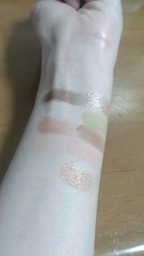 ニューデップスアイシャドウパレット 03 ライク・ア・シーン/hince/アイシャドウパレットを使ったクチコミ（3枚目）