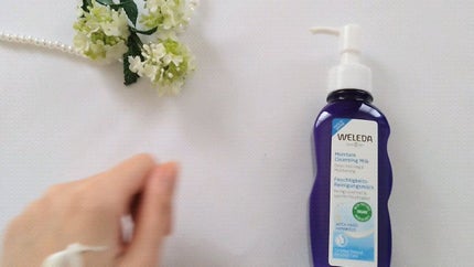 モイスチャー クレンジングミルク/WELEDA/ミルククレンジングの人気ショート動画