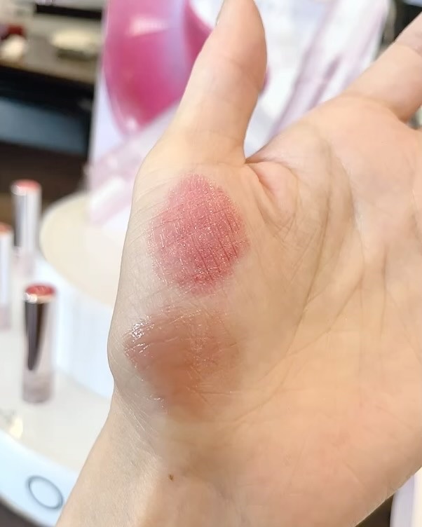 オペラ グロウリップティント/OPERA/リップティントを使ったクチコミ（3枚目）