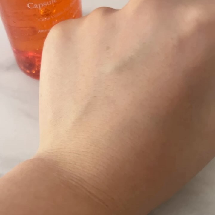 レッドタンジェリンVITA-Cカプセルセラム/DERMASHARE/美容液を使ったクチコミ（3枚目）