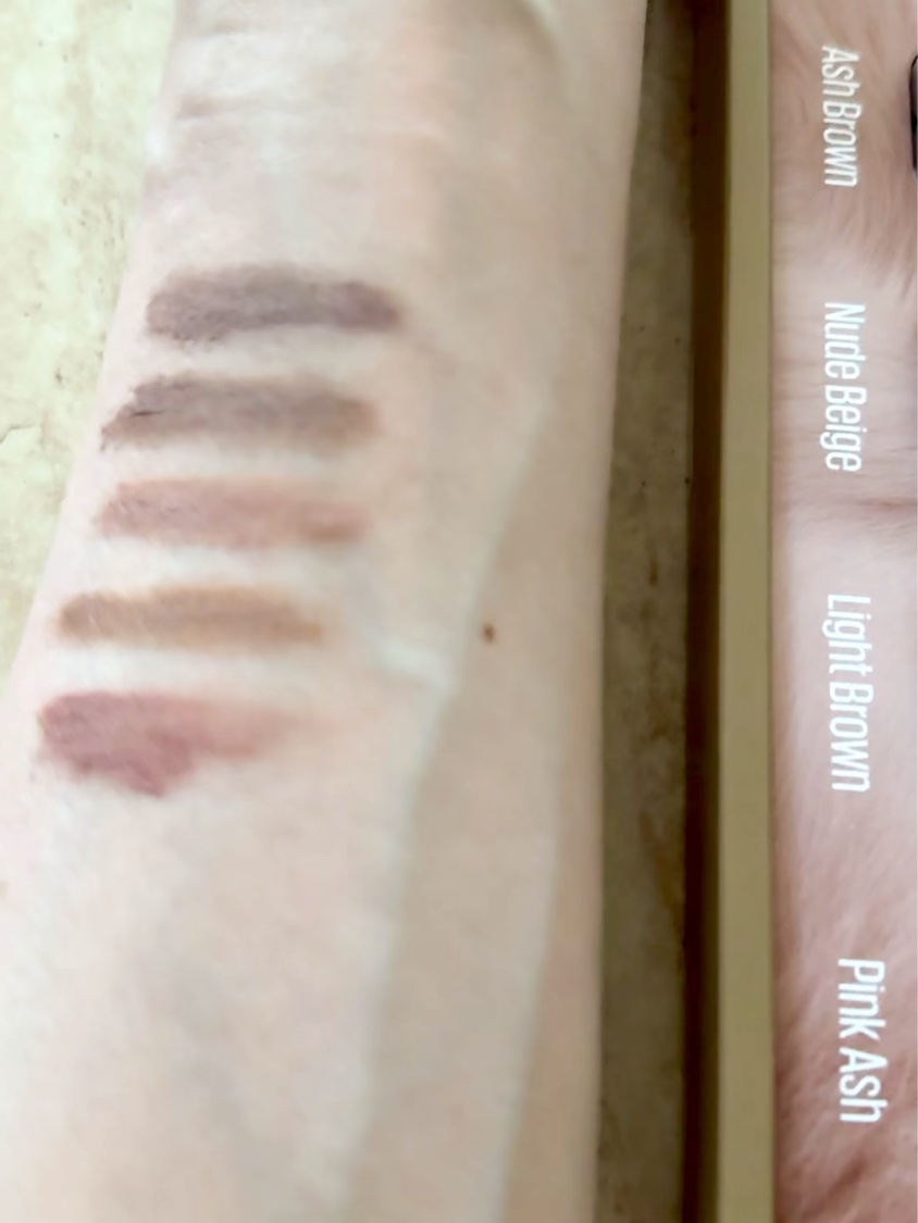 ＳＰ フラッフ ブロウ ムース/MAYBELLINE NEW YORK/眉マスカラを使ったクチコミ（3枚目）