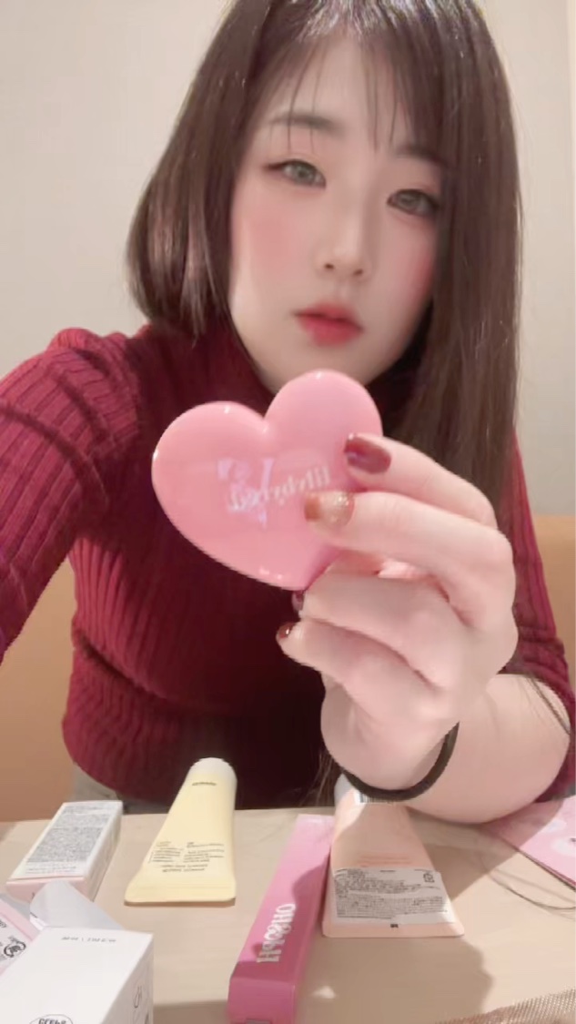 ビタ5X コラーゲン クリーム ミスト/D'amu/ミスト状化粧水を使ったクチコミ（3枚目）