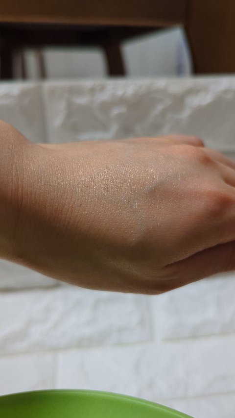 クリーム　イン　デイ/KANEBO/フェイスクリームを使ったクチコミ（3枚目）