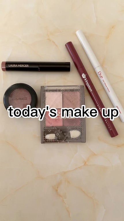 キャビアスティック アイカラー/ローラ メルシエ/スティックアイシャドウの人気ショート動画