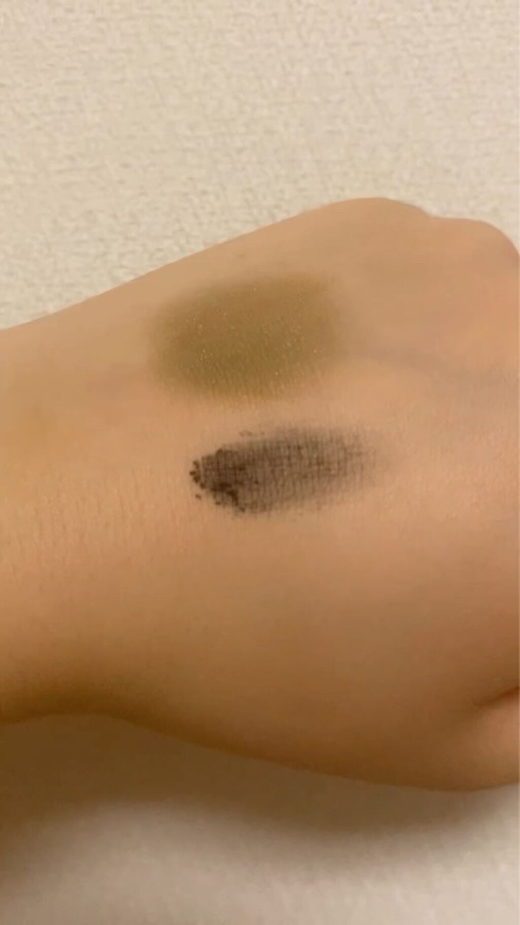 スモール アイシャドウ/M・A・C/単色アイシャドウを使ったクチコミ（2枚目）