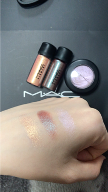 ピグメント/M・A・C/単色アイシャドウの動画クチコミ3つ目