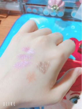 ICED PIGMENT POWDER/L.A.COLORS/アイシャドウパレットを使ったクチコミ（3枚目）