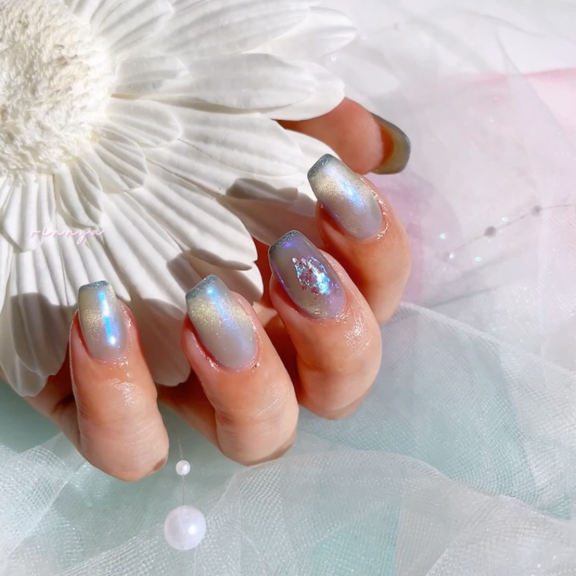 MGシリーズ vol.4/irogel(イロジェル)/ジェルネイルの動画クチコミ2つ目