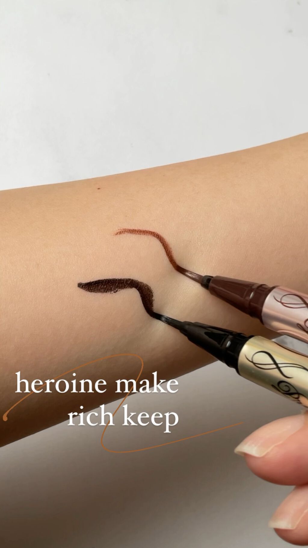 プライムリキッドアイライナー リッチキープ/ヒロインメイク/リキッドアイライナーの人気ショート動画