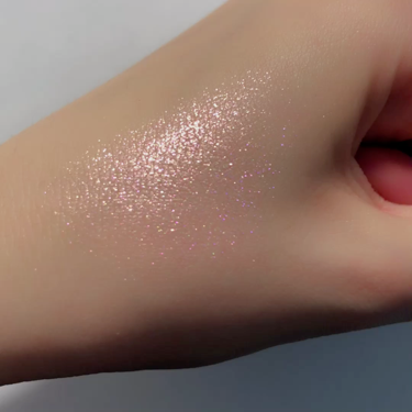 ダズルシャドウ/M・A・C/単色アイシャドウを使ったクチコミ（2枚目）