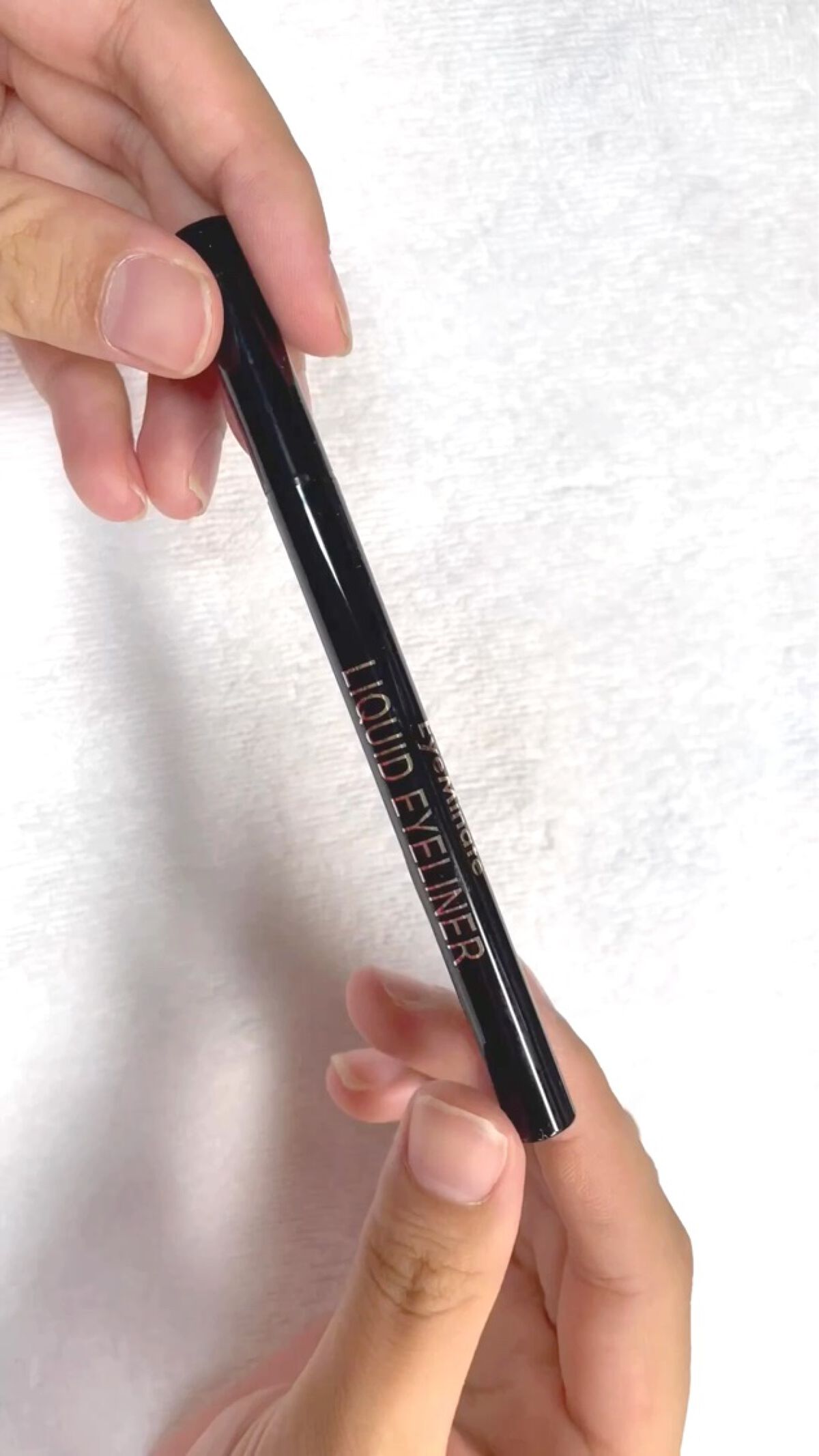 リキッドアイライナー/EyeMinate/リキッドアイライナーの動画クチコミ2つ目