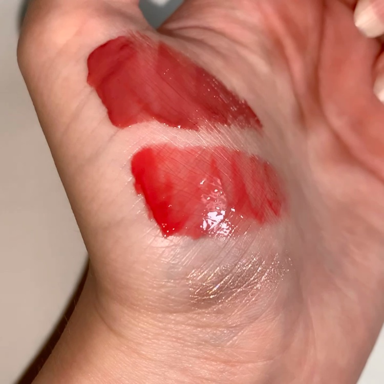 プリティー イージーグリッタースティック/unleashia/グリッターを使ったクチコミ（2枚目）