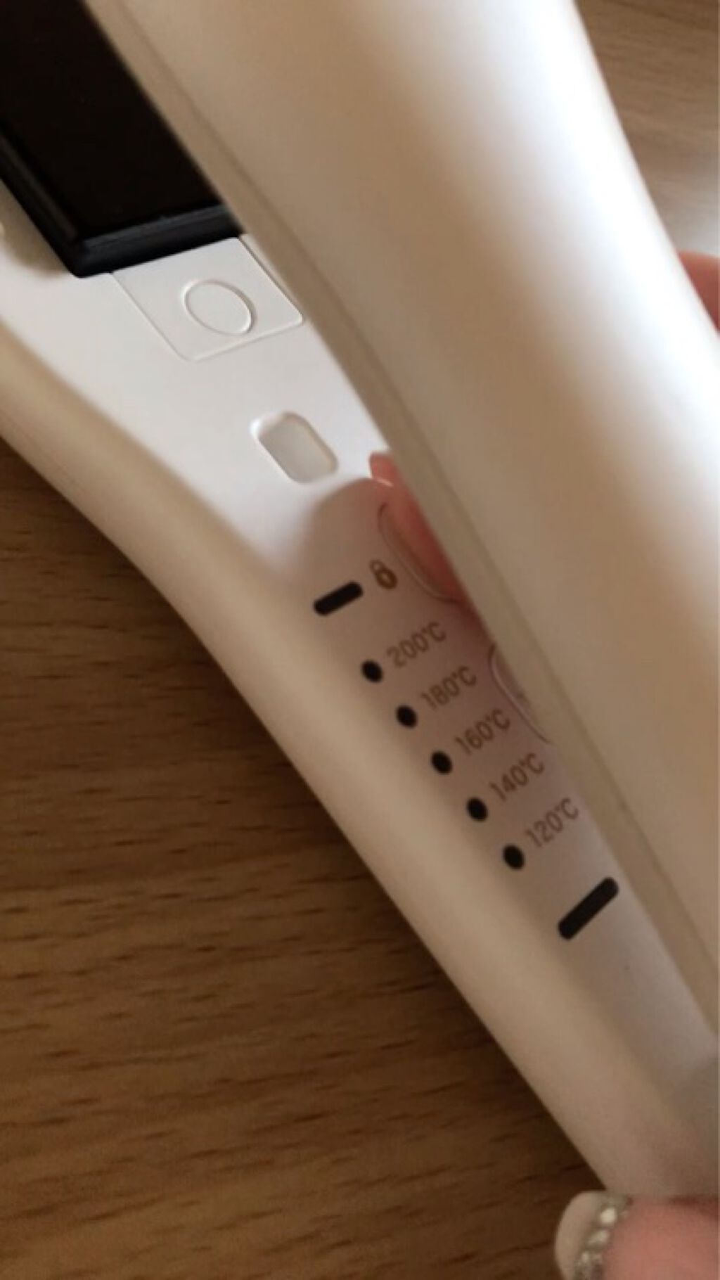 プリヴィレージュ シルクミラーストレート MHS-2410/mod's hair/ストレートアイロンを使ったクチコミ（2枚目）