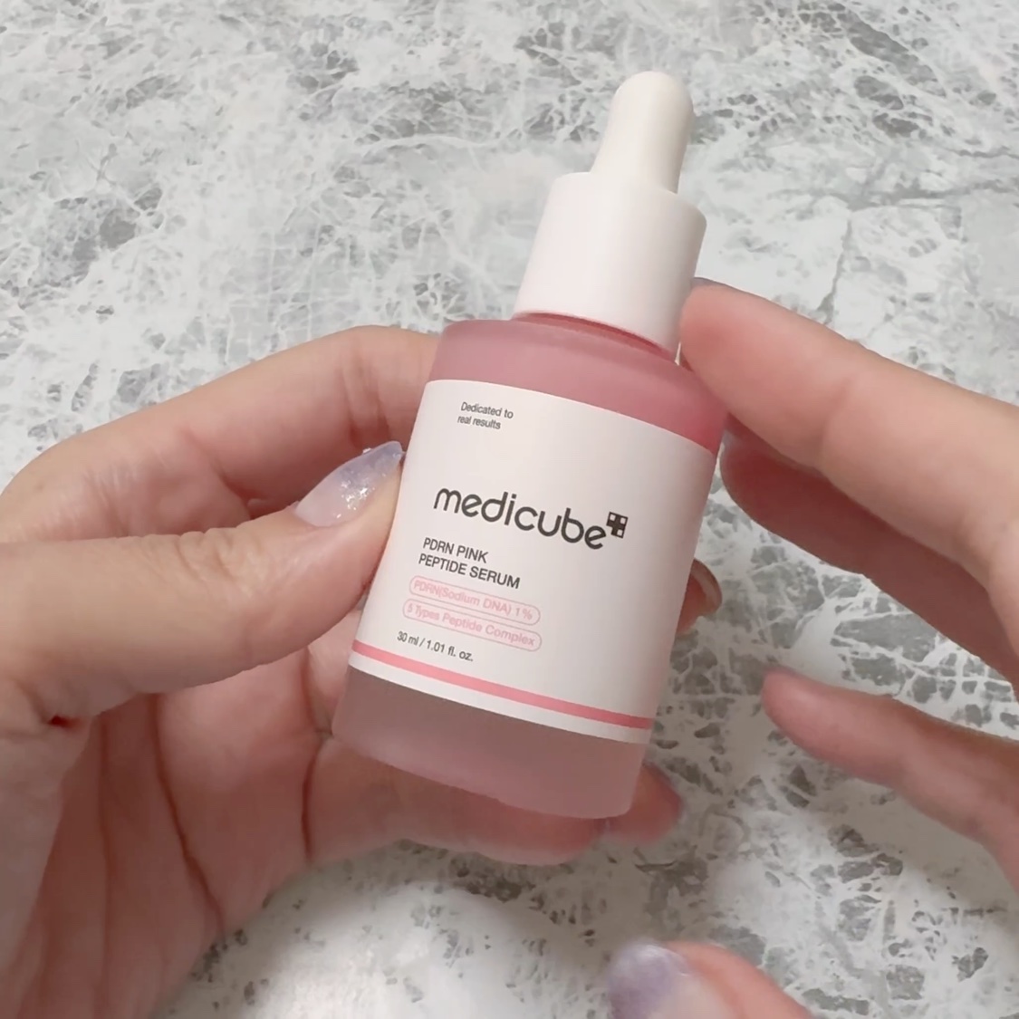 PDRNピンクアンプル PDRN 10,000ppm配合/MEDICUBE/美容液を使ったクチコミ（2枚目）