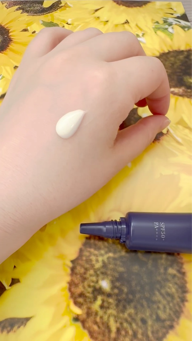 WHITE VEIL ブライトセラムUV/WHITE VEIL/日焼け止めローションの動画クチコミ5つ目