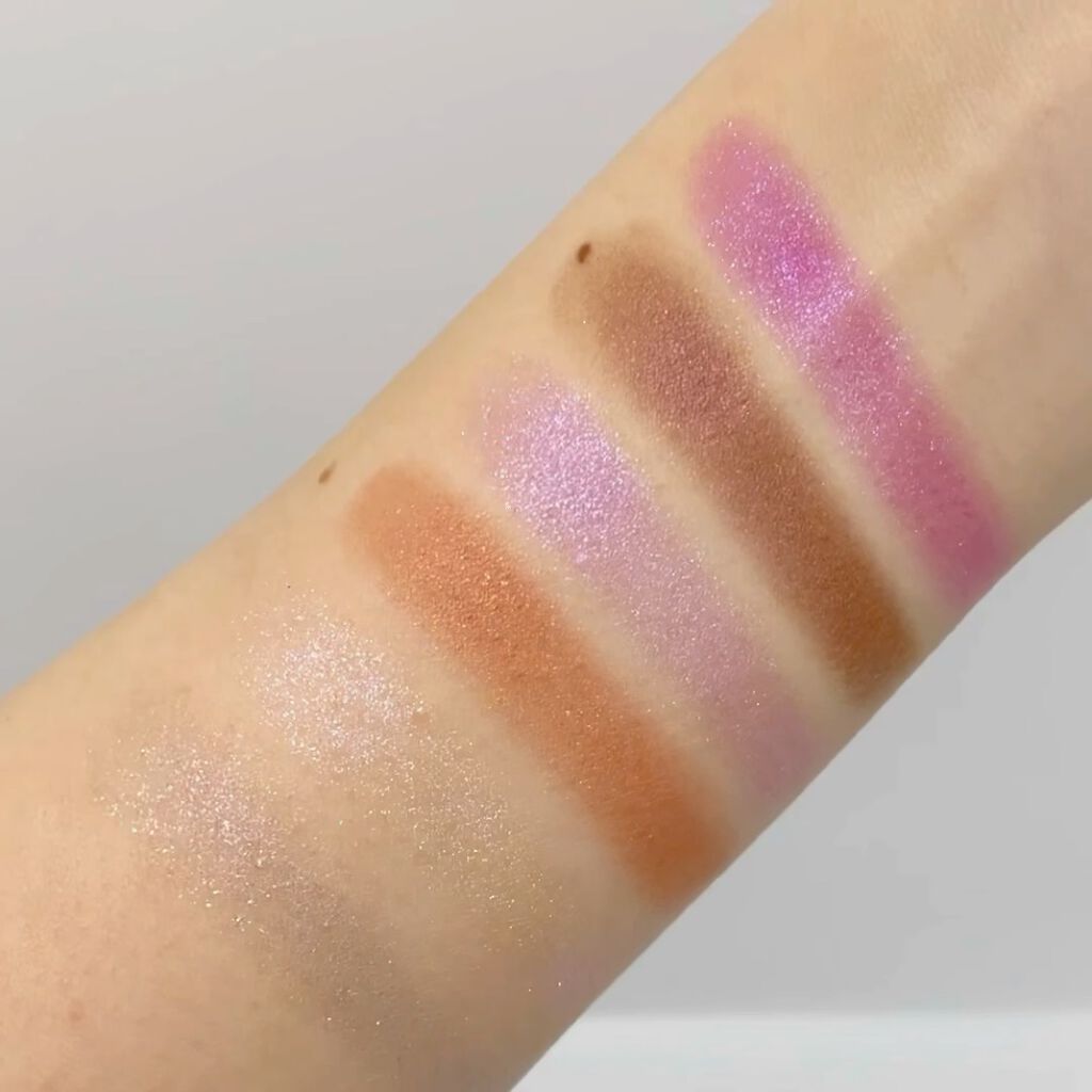 マルチグリッターカラー/ENBAN TOKYO/単色アイシャドウを使ったクチコミ（3枚目）