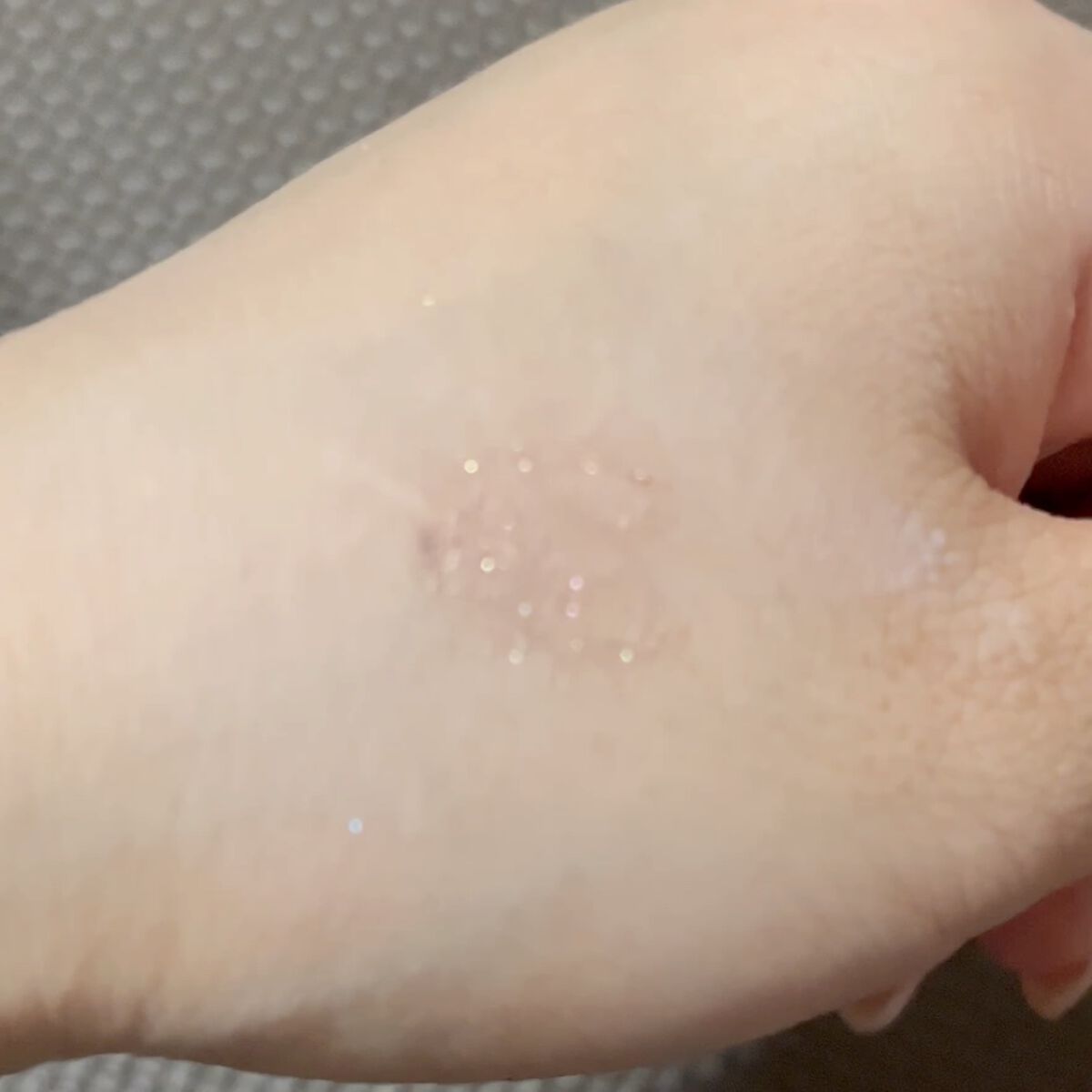 グリッター イルミネーションライナー R/CipiCipi/リキッドアイライナーを使ったクチコミ（2枚目）