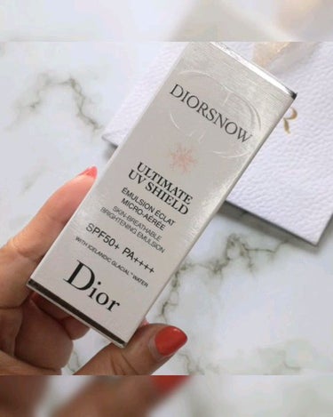 Dior 【旧】スノー アルティメット ＵＶシールド 50＋のクチコミ「ブルーライトカットまでしてくれる優れもの🧡
 
 
今年の日焼け止めはRMKで決まりましたが、.....」（1枚目）