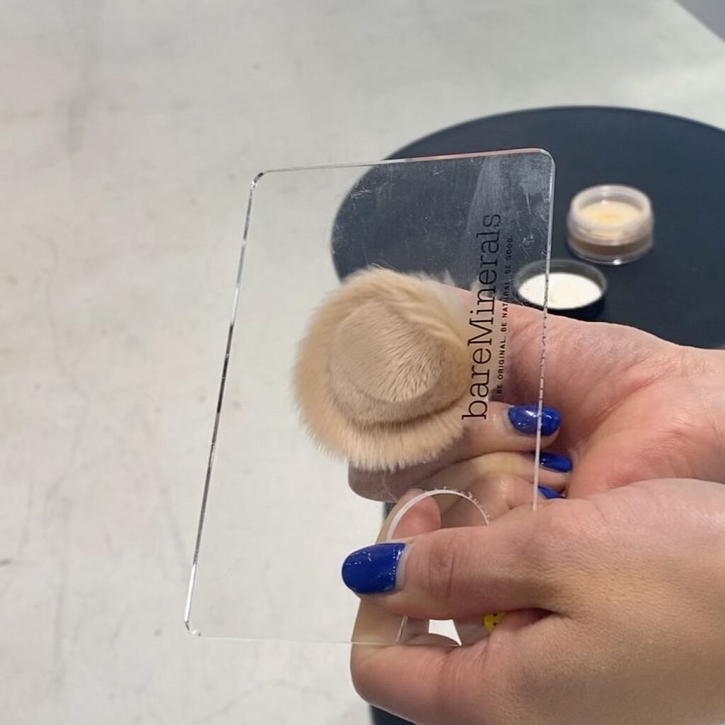 オリジナル ファンデーション（SPF15・PA++)/bareMinerals/パウダーファンデーションの動画クチコミ2つ目