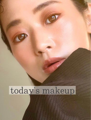 today's makeup

NARS ビジュー　アイシャドウパレット
を使ってくすみ赤のメイクをしてみました。
上まぶたは、マットに下まぶたはキラキラするのかわいいですね🥺💓
#NARS#NARSビ