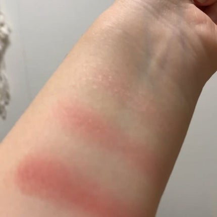 グローフリーダムパレットライジング/THREE/クリームハイライトを使ったクチコミ(2枚目)