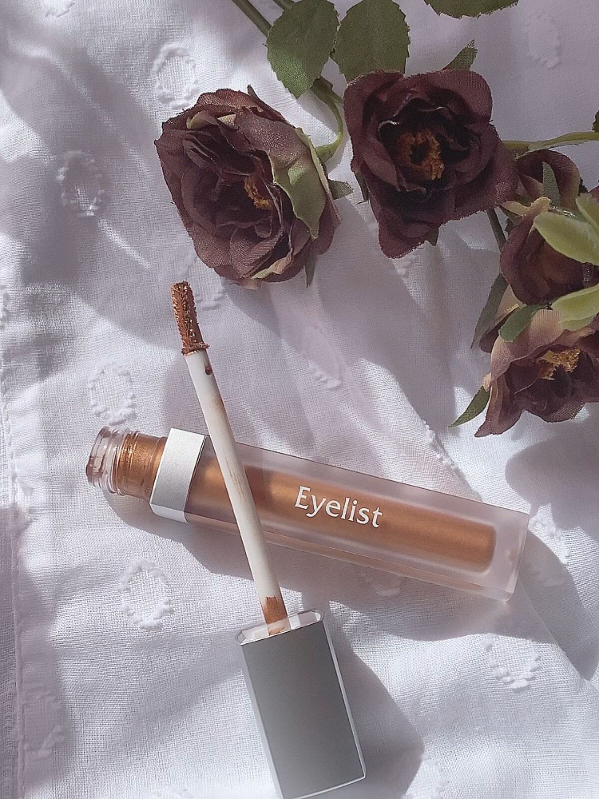 グロウシャドウ/Eyelist/リキッドアイシャドウの動画クチコミ4つ目