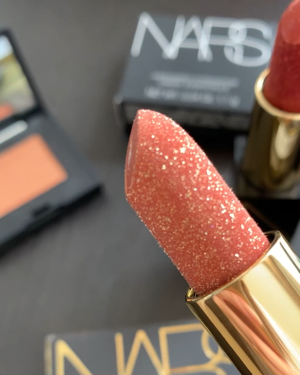 ディスコダストリップスティック/NARS/口紅を使ったクチコミ（2枚目）