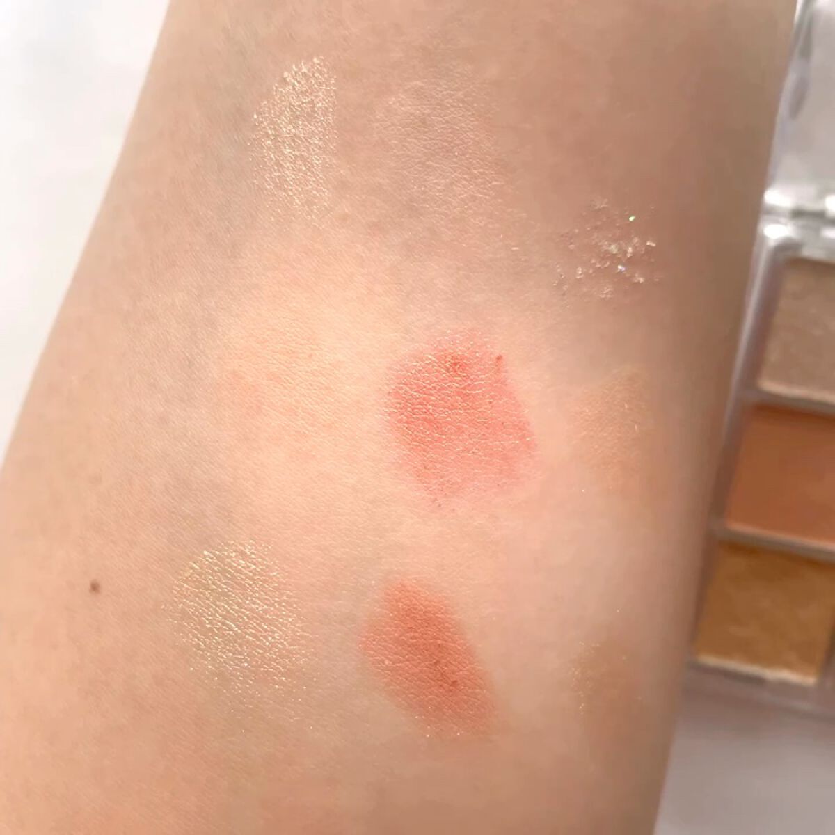 アイシャドウパレット/Colorina Pro-Artist/アイシャドウパレットの動画クチコミ2つ目