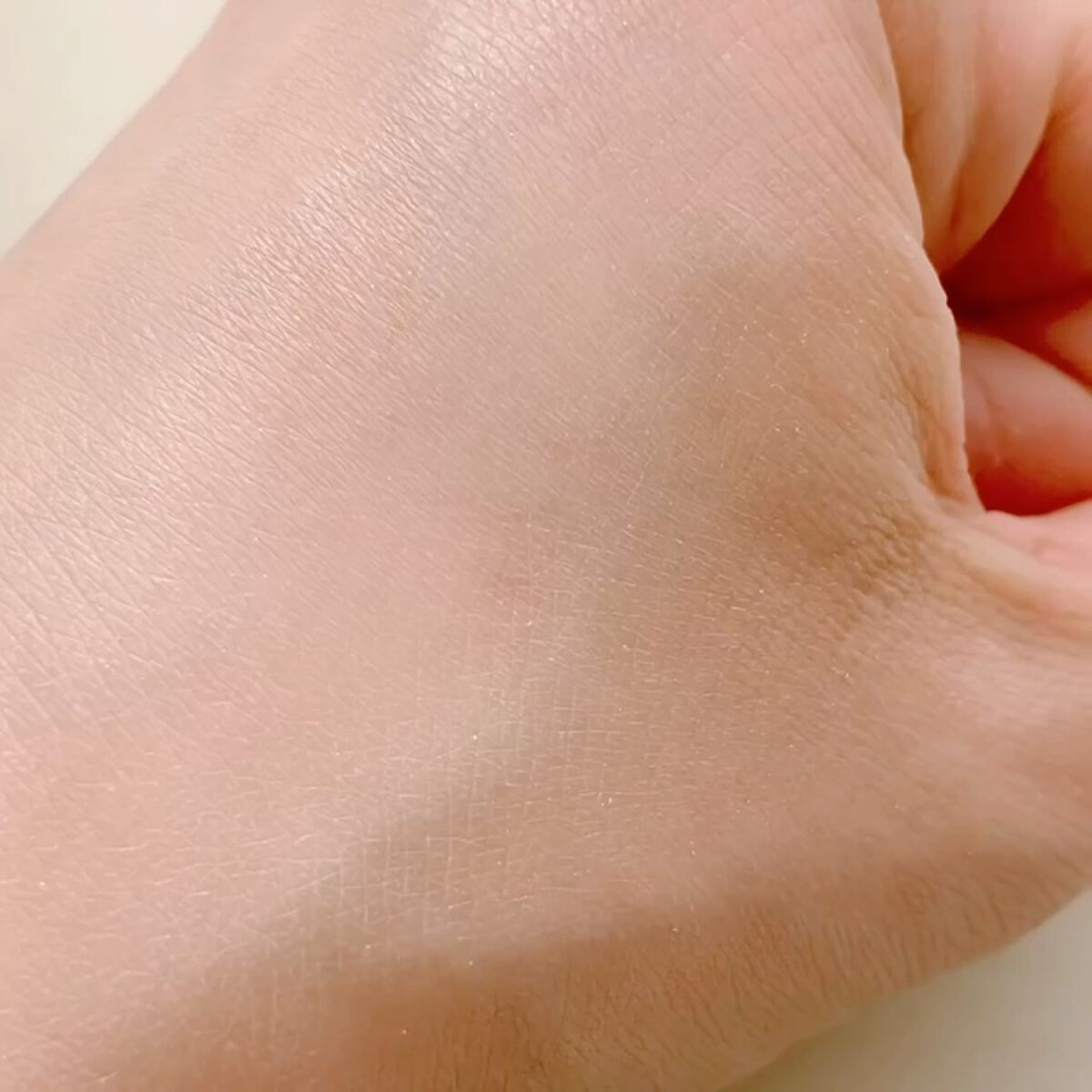 ツヤピッタプライマー/muice/化粧下地の動画クチコミ5つ目