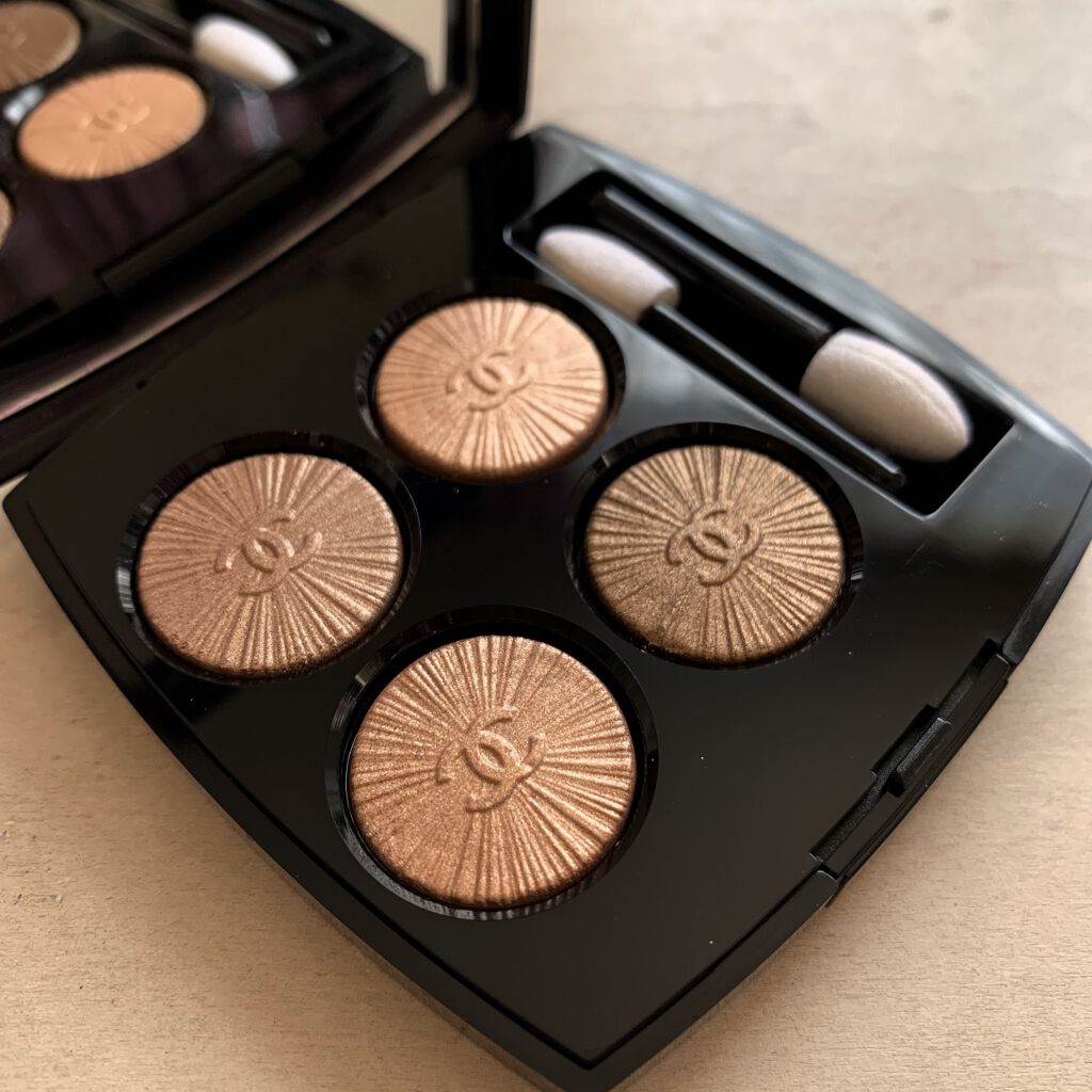 レ キャトル オンブル/CHANEL/アイシャドウパレットを使ったクチコミ（1枚目）