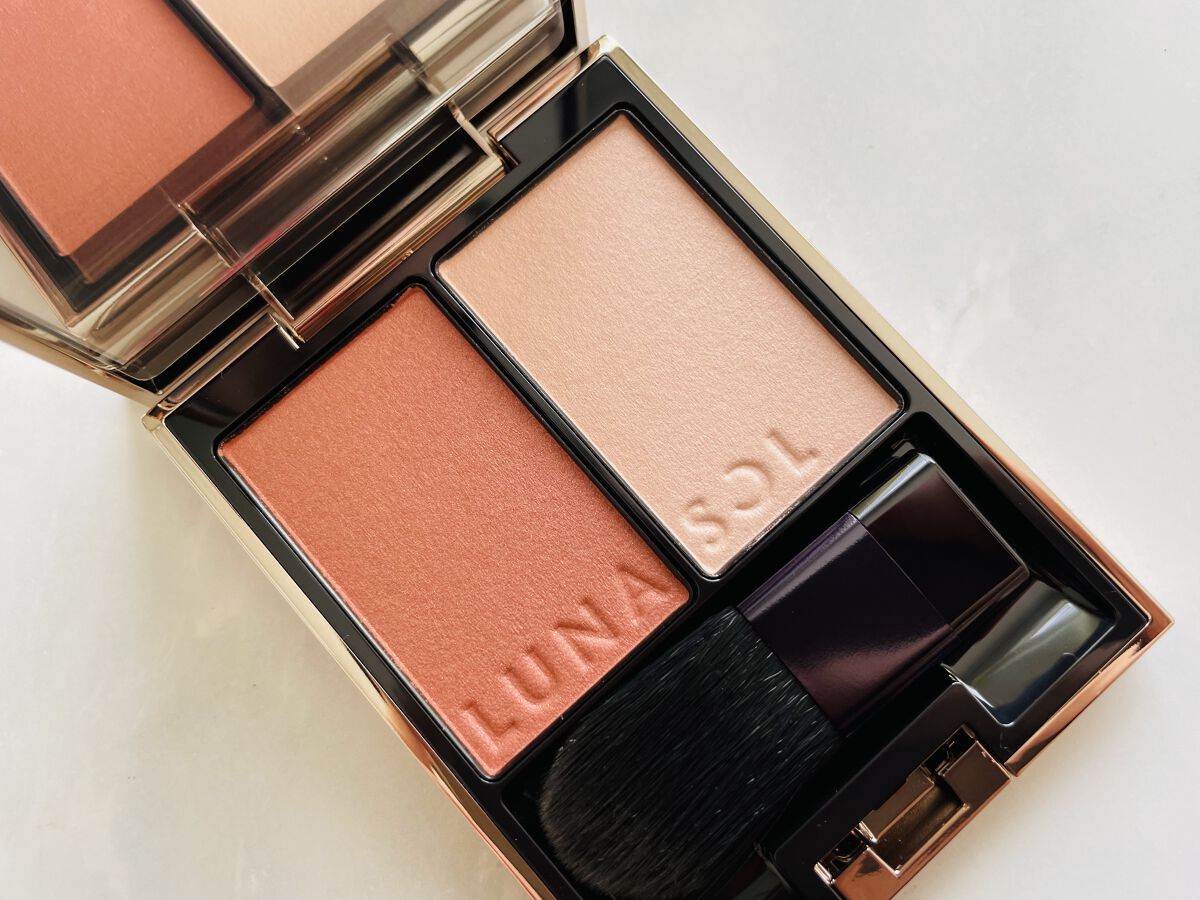 カラーリンググレイズ/LUNASOL/パウダーチークの動画クチコミ2つ目