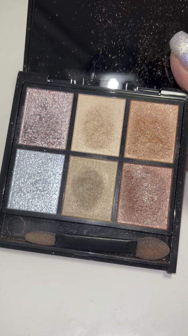 バランシングカラーパレット/KATE/アイシャドウパレットの動画クチコミ2つ目