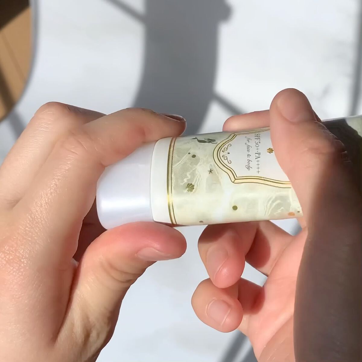 マーメイドスキンジェルUV/キャンメイク/日焼け止めジェルを使ったクチコミ（2枚目）