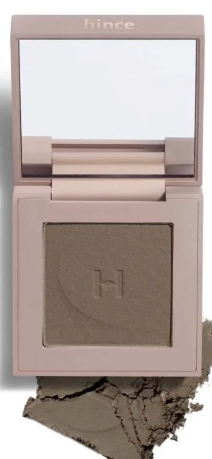 ニューデップスアイシャドウ/hince/単色アイシャドウの人気ショート動画