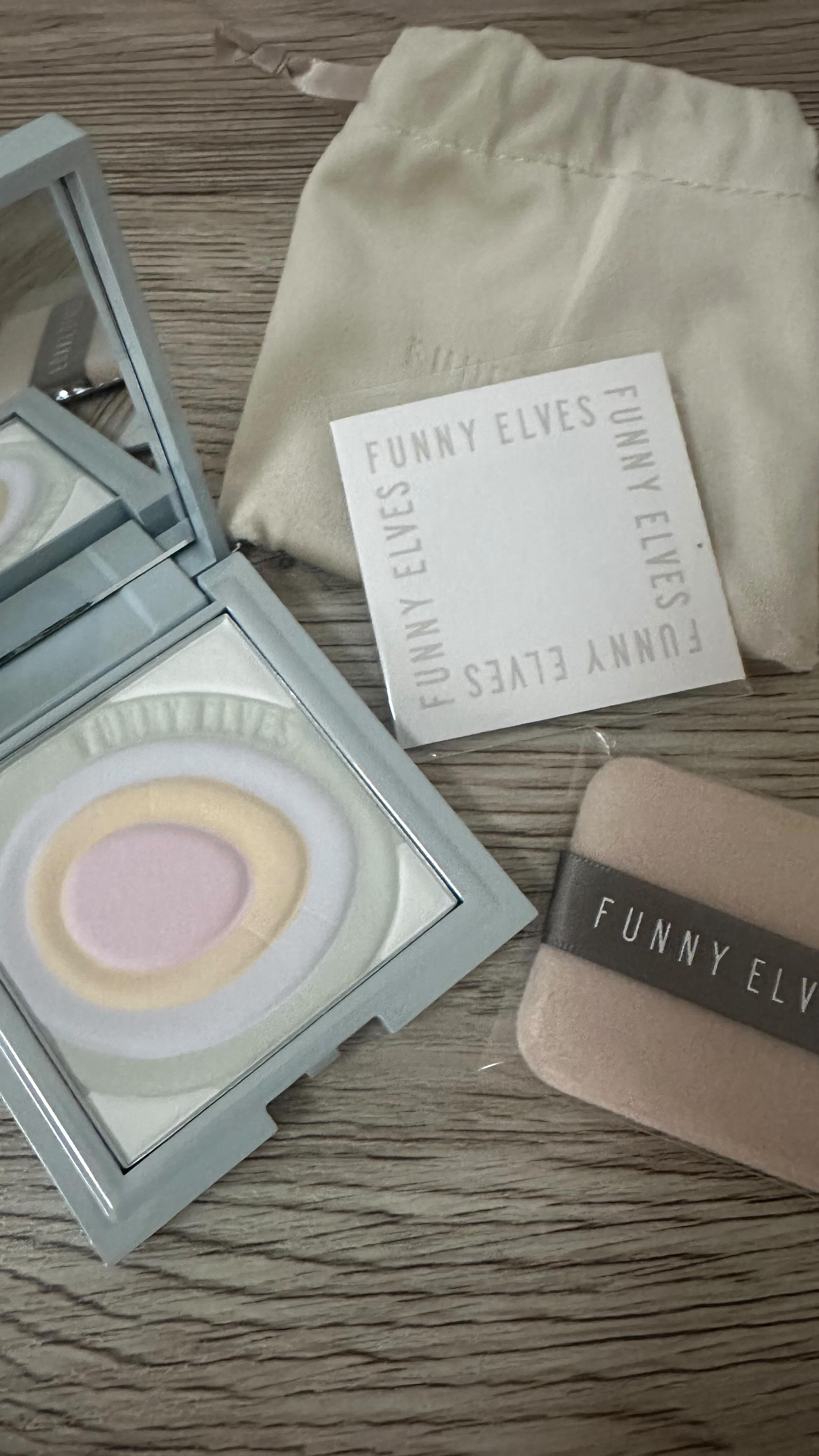 ネビュラ プレストパウダー/FUNNY ELVES方里/プレストパウダーの動画クチコミ4つ目