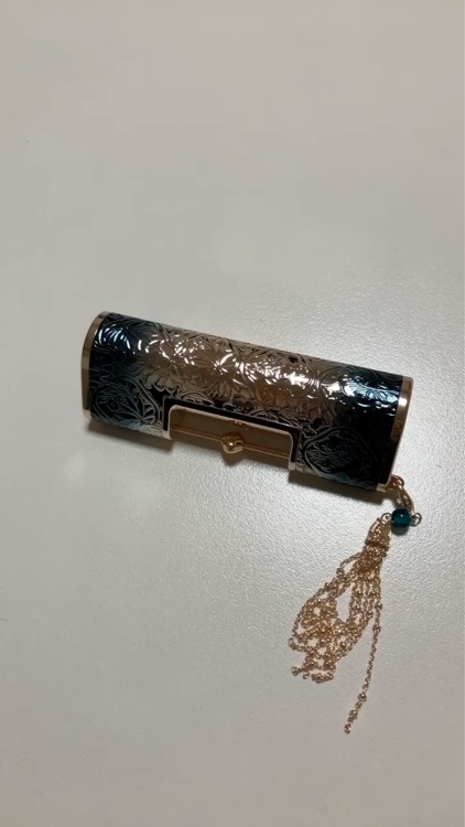 百花同心錠 彫刻リップ/花西子/口紅の動画クチコミ2つ目