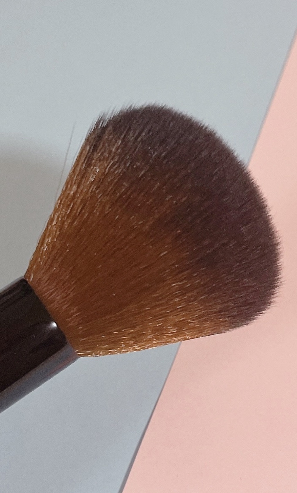 ファイバーブラシL/ロージーローザ/メイクブラシの動画クチコミ1つ目