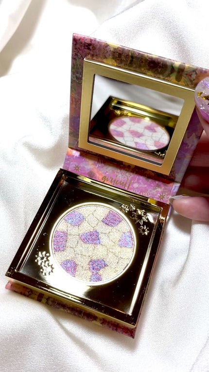 山海シリーズ グロウハイライト&チーク/GirlCult/パウダーハイライトの人気ショート動画