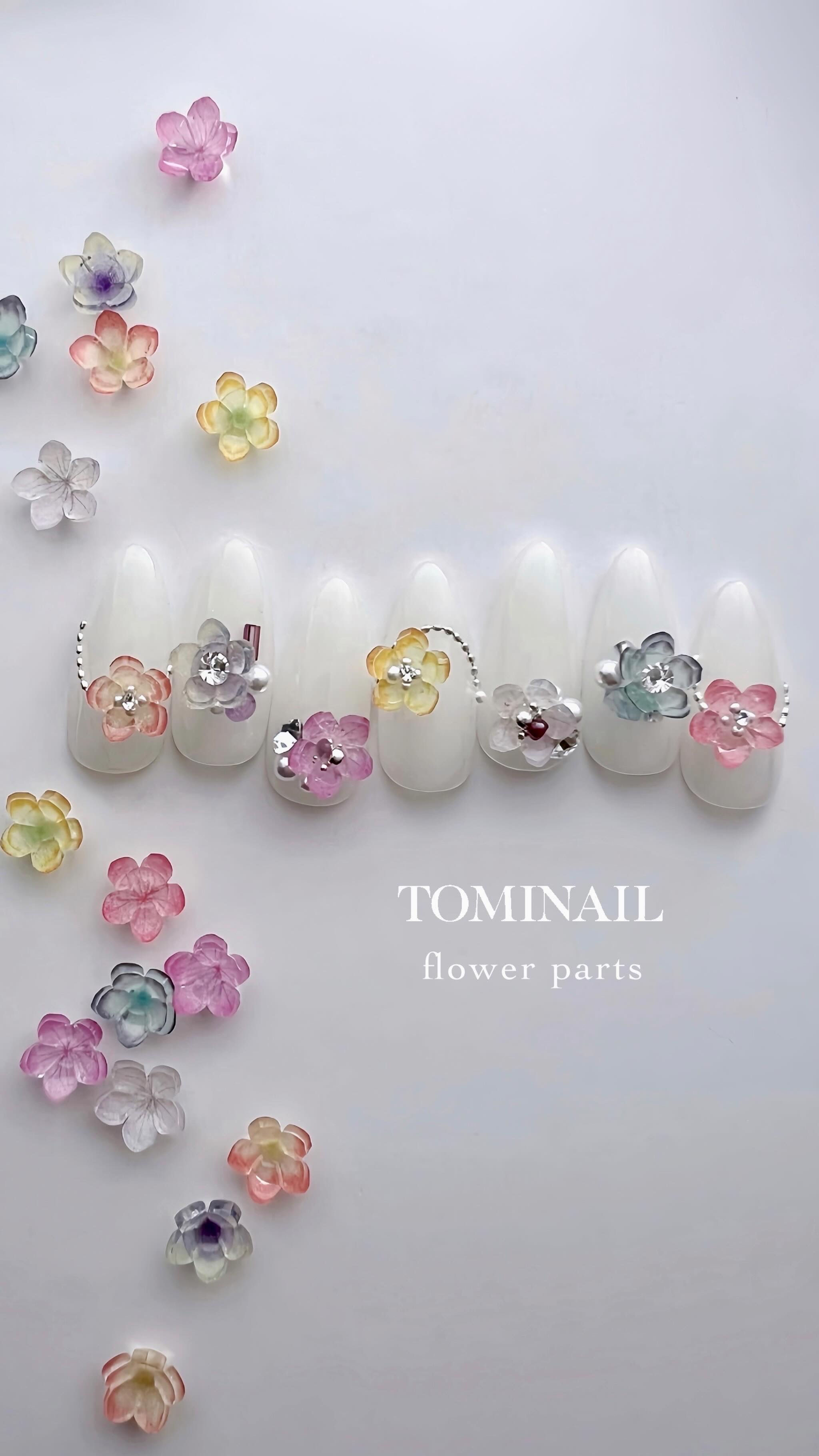 #フラワーネイル,#お花ネイル,#パールネイル,#ビジューネイル,#春ネイル,#セルフネイル,#ネックレスネイル,#ビーズネイル,#大人可愛いネイル,#川口ネイルのネイルデザイン