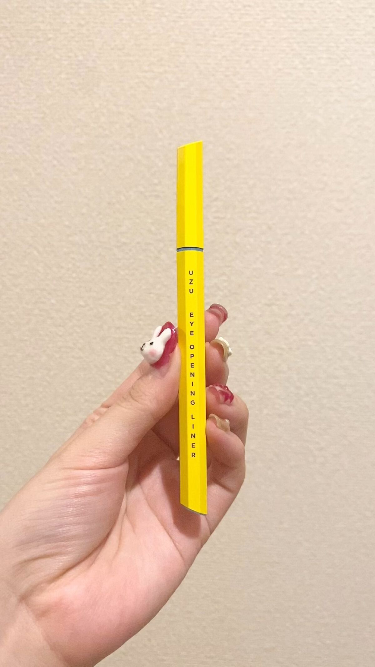 EYE OPENING LINER/UZU BY FLOWFUSHI/リキッドアイライナーの人気ショート動画