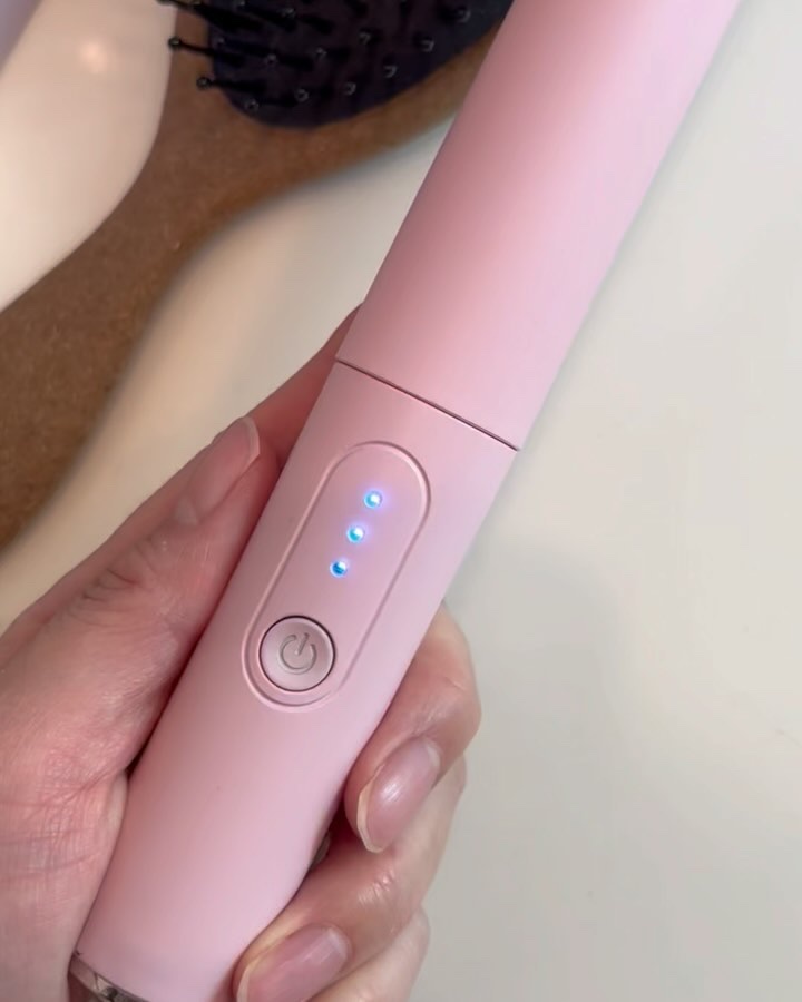 ミニヘアアイロン ブラシ型 コーム/丹波貿易/ヒートブラシを使ったクチコミ（2枚目）