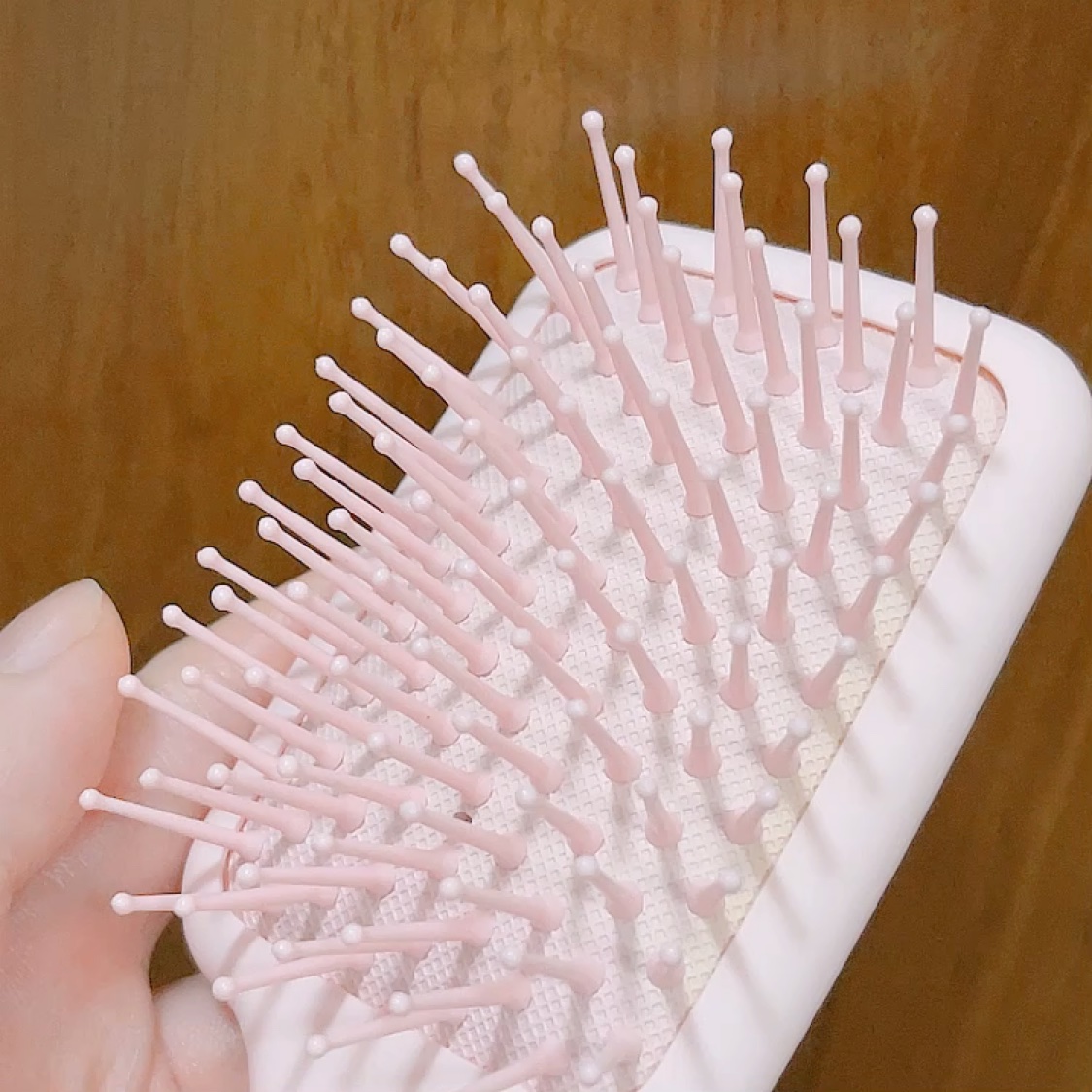 ラブリー ミニ クッション ブラシ/VODANA (ボダナ)/ヘアブラシの動画クチコミ1つ目