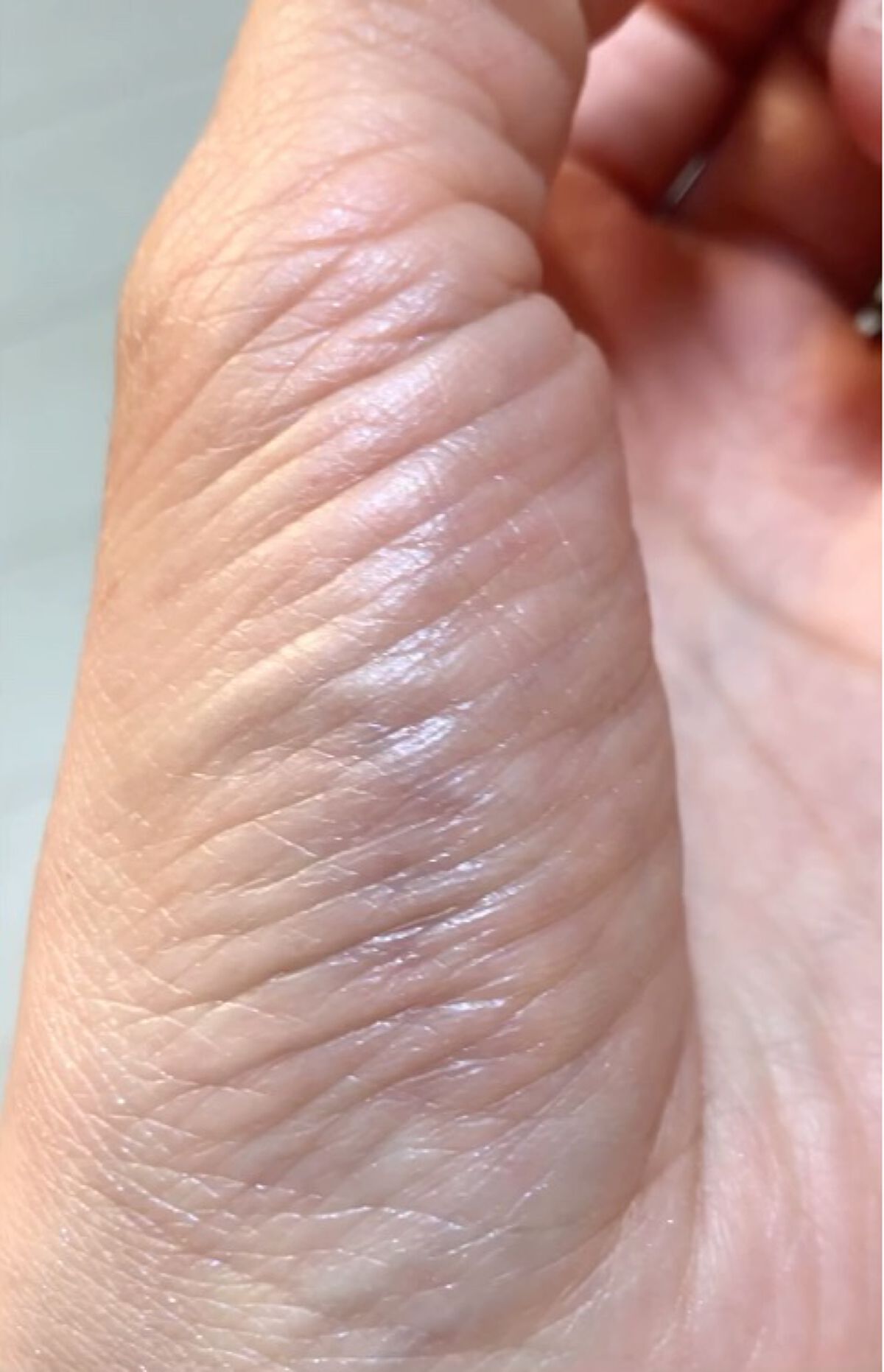 パールグロウニュアンサー/CEZANNE/パウダーハイライトを使ったクチコミ（3枚目）