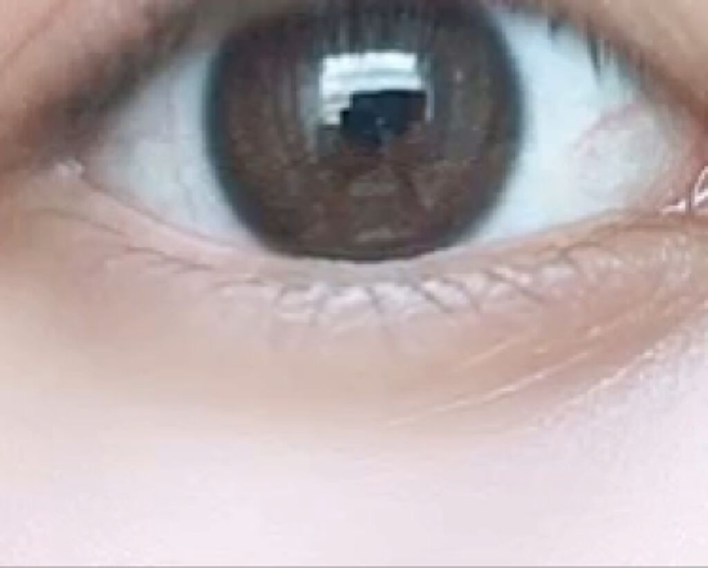 UR GLAM　POWDER EYESHADOW/U R GLAM/単色アイシャドウの動画クチコミ5つ目