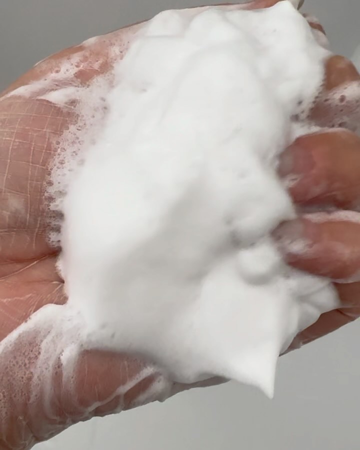 メークオフミルク/AYURA/ミルククレンジングの動画クチコミ1つ目